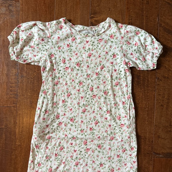Uniqlo floral dress - Picture 2 of 6
